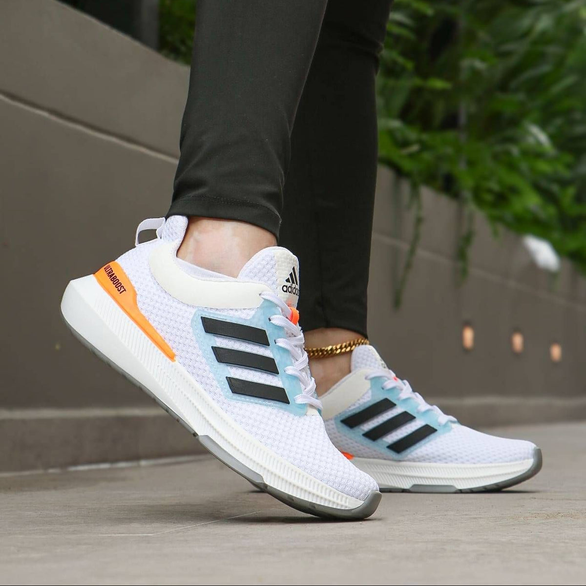 Tenis Ultraboost + E-book Running